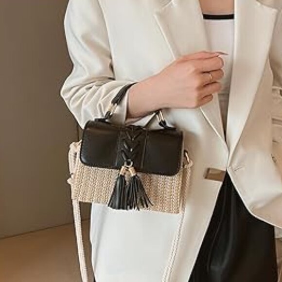 Neiman Marcus Black Straw & Leather Flap Gold Hardware Crossbody - Picture 4 of 5